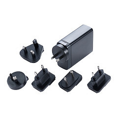 USB-C Ladegerät 140W inkl. Steckdosenadaptern