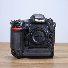 Nikon D5 Body XQD Occasion