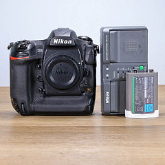 Nikon D5 XQD Body Occasion